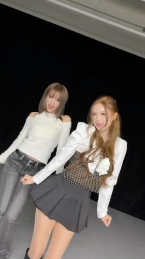 Qri Instagram - Catch my heart with #큐리

#최예나 #YENA
#Qri
#YENA_CatchCatch