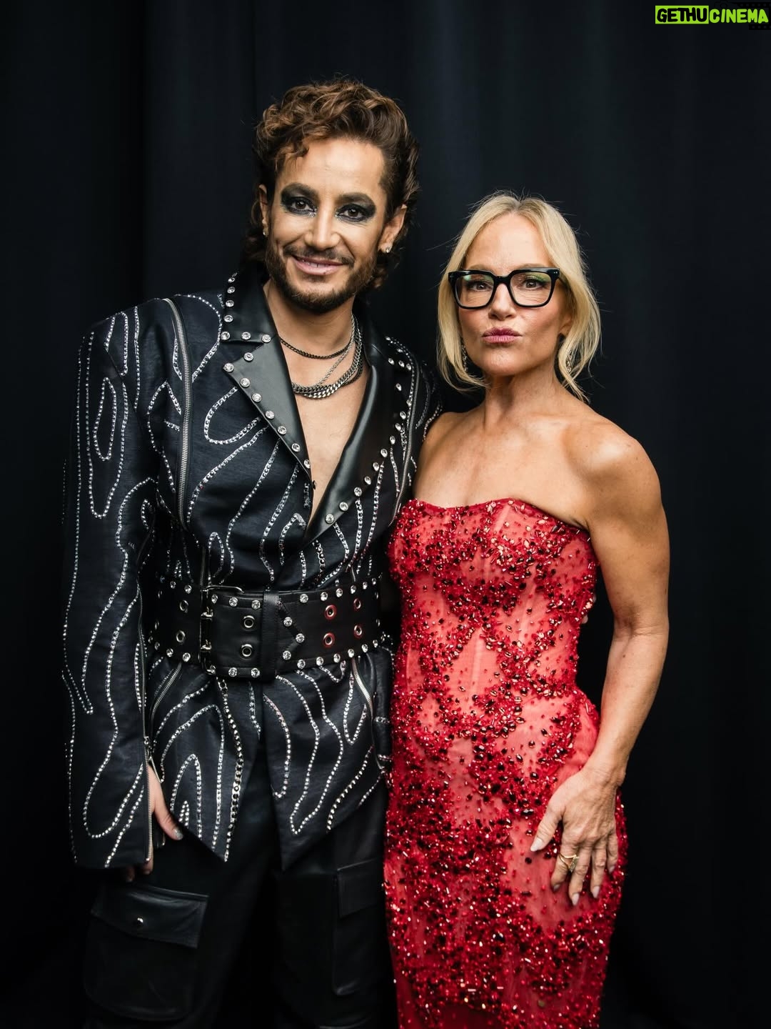 Rachael Harris - 10.7K Likes - Honored to be part of this year’s @muahs_awards .

Make Up and Hair artists are a critical part of every production. I’ve been lucky to work alongside artists who went far beyond their job — being my safe space, the ones who steadied me when I felt unsure, and yes… the ones who told me the honest truth. I love the collaboration, the care, and most of all… I love that Hair and Make Up trailer.

The artistry, the patience, the long days (and nights) never go unnoticed. You make the magic real, more times than you probably know.

Beautiful night celebrating so much talent. And forever grateful for every time you made me look far more awake than I actually was.

Thank you for having me♥️

@iatselocal706 🙌

Dress: @annebarge black label collection
Necklace: @sifjakobsjewellery
Bag: @macduggal
Earrings: @rommanel
Ring:  @rommanel
Heels: @schutzoficial 

Red Dress: @lethanhhoa_official
Ring: @davan_jp
Earrings: @rommanel

Makeup: @robertti
Hair: @dallin.james
Styling: @anandarose
Tailoring: @mrs.jun.tailor
Glow: @holytans 
Mani/Pedi: Oksana @santamonicanail 

@tfg.pr @michelemariepr @surfacepr_

@frankiejgrande brother from another mother 🥰
Twin: @madeleinemcgraw 😘