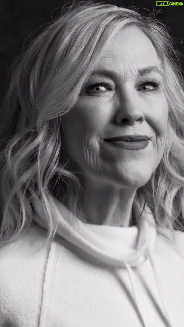 Rachael Harris - 7.2K Likes - Like so many people, I am shocked and heartbroken by the passing of Catherine O’Hara today.

I was deeply honored to work with her on Best in Show and For Your Consideration. I had idolized her for years—especially after Waiting for Guffman—and she somehow exceeded every expectation.

Catherine was warm, generous, and endlessly kind. From day one, she treated me like a friend and a peer. Watching her work, and witnessing the grace and generosity she brought to every set, was a privilege.

I’m grateful we have her performances to return to when we miss her. Thank you, Catherine. There will never be another like you. ♥️