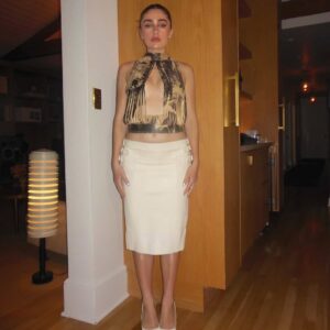 Rachel Sennott Instagram - @wmag @saramoonves 💋💋💋