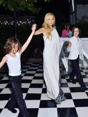 Rachel Zoe Instagram - Grateful for my forever Valentine’s that fill ❤️ and my soul the most.