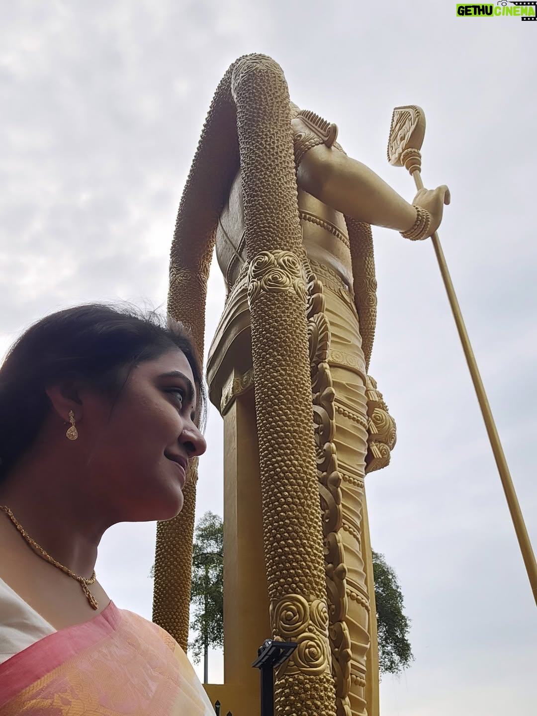 Rachitha Mahalakshmi - 100.9K Likes - 🦚kandan unai kana dinam oddi varuvaeno......✨️
😇😇😇😇😇😇
#battucaves
#battumurugan