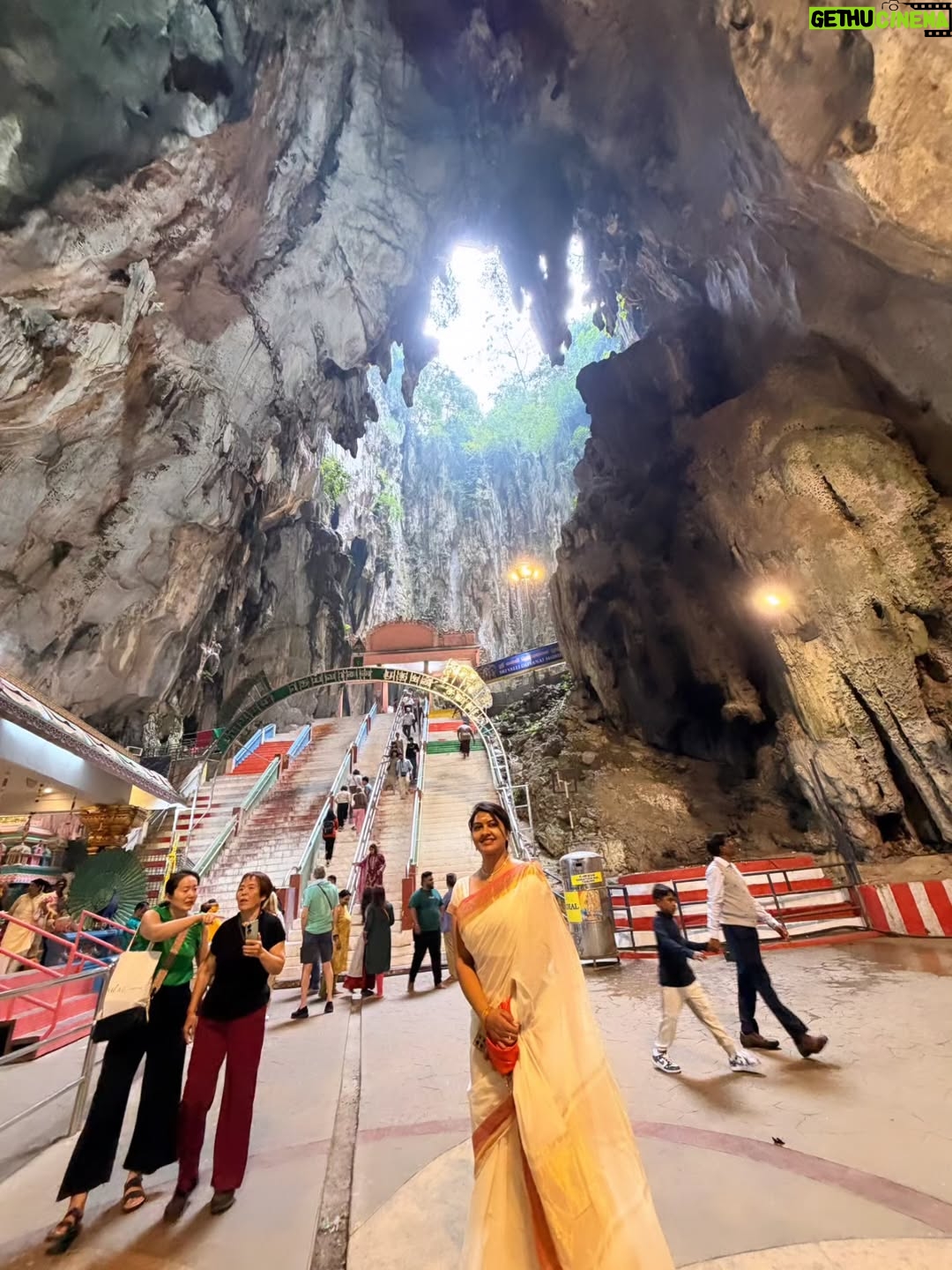 Rachitha Mahalakshmi - 100.9K Likes - 🦚kandan unai kana dinam oddi varuvaeno......✨️
😇😇😇😇😇😇
#battucaves
#battumurugan