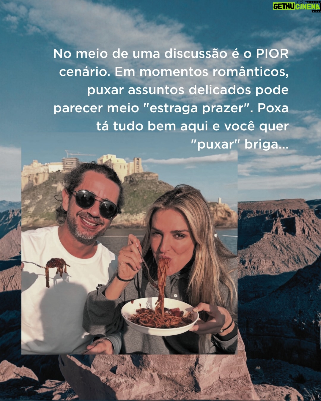 Rafa Brites - 60K Likes - Outro dia eu postei nos stories esse texto e muita gente veio falar comigo. Muitas mulheres, que se veem em momentos difíceis dentro do relacionamento e tem eu e o Felipe como exemplo.
Tem muita coisa que acontece por trás das fotos que vemos Instagram. No nosso caso, muita conversa, muito ajuste… muito “onde podemos melhorar?”
Mas a gente tem essa ideia que conversa difícil envolve crise, briga. Que falar que algumas coisas de repente não vão bem é colocar a relação em risco. 
Sim, as vezes é mais fácil, sair para jantar, tomar um vinho, jogar conversa fora e ignorar alguns incômodos. E vamos varrendo a poeira para baixo do tapete. Deixa para falar quando a situação já não se sustenta mais… e aí entrar para estatística é um pulo.
Mas digo que pensar na relação e entender como as coisas podem ficar melhores é UPGRADE… é manutenção. Concordam?