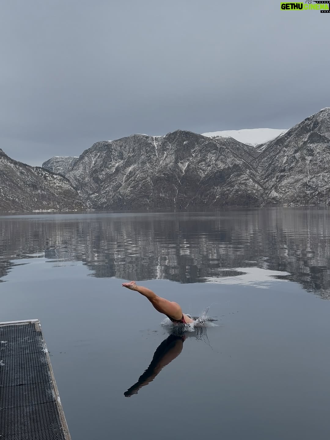 Ragga Ragnars - 23.6K Likes - A breathtaking view from @fjordsauna 🫶🏻 what a day we had! Thank you @fjordsauna #fjordsauna #norway #sauna #openwaterswim #nofilter