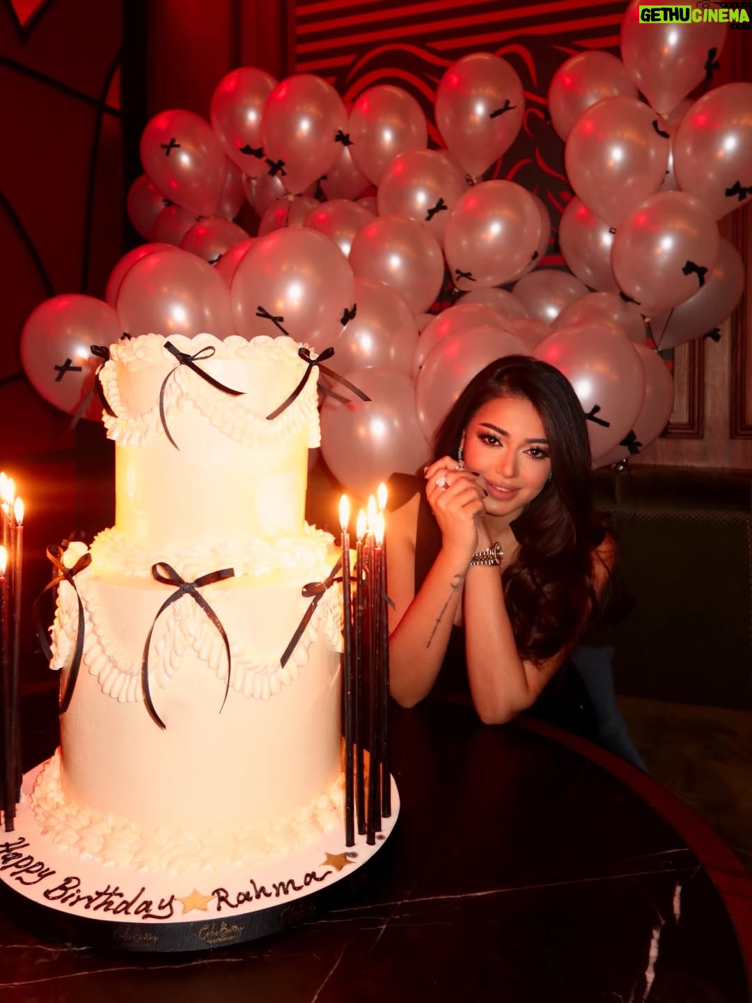 Rahma Riad - 368.1K Likes - January, a month to remember.

#RahmaRiad | #رحمة_رياض