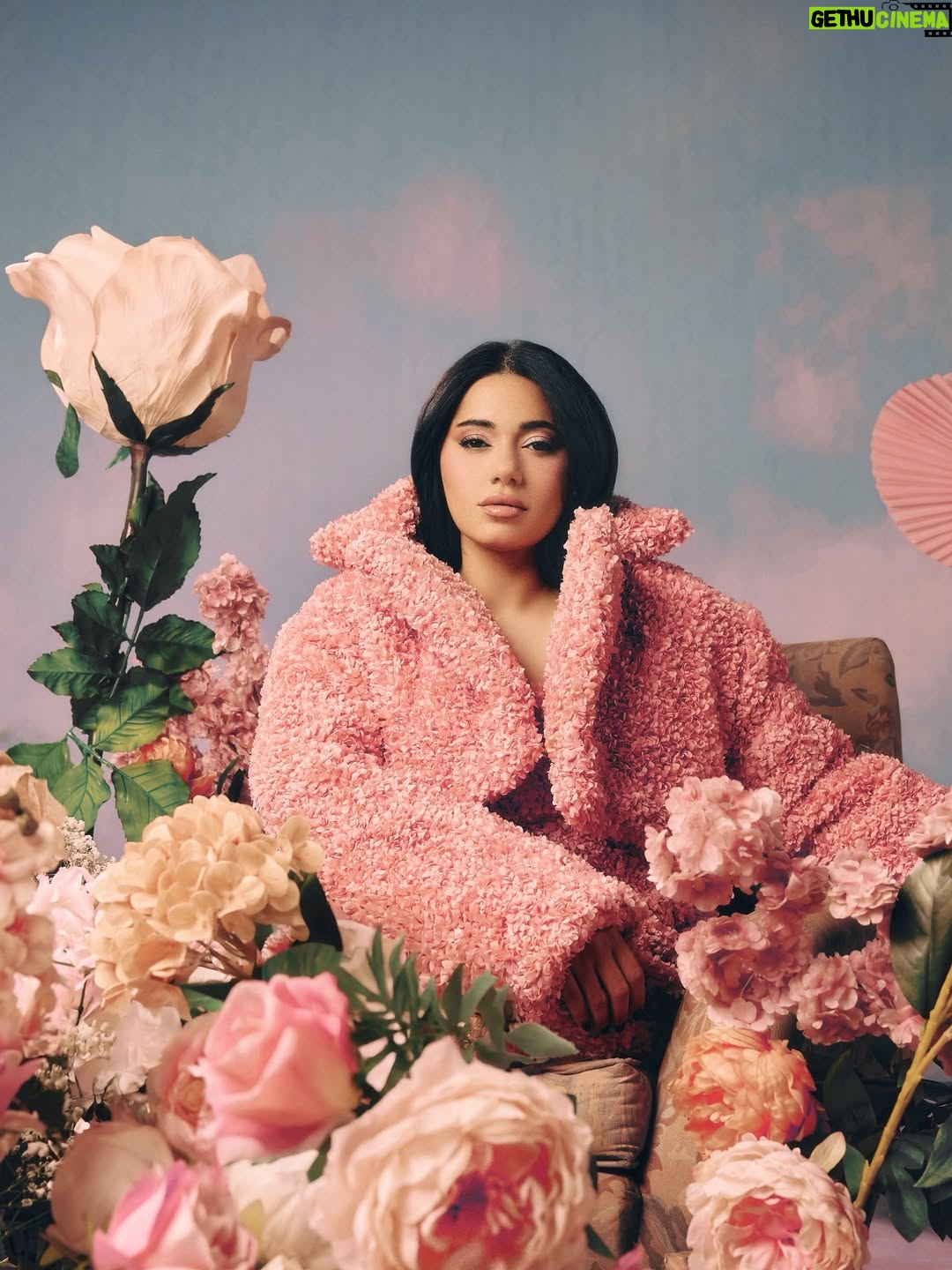 Rahma Riad - 368.1K Likes - January, a month to remember.

#RahmaRiad | #رحمة_رياض