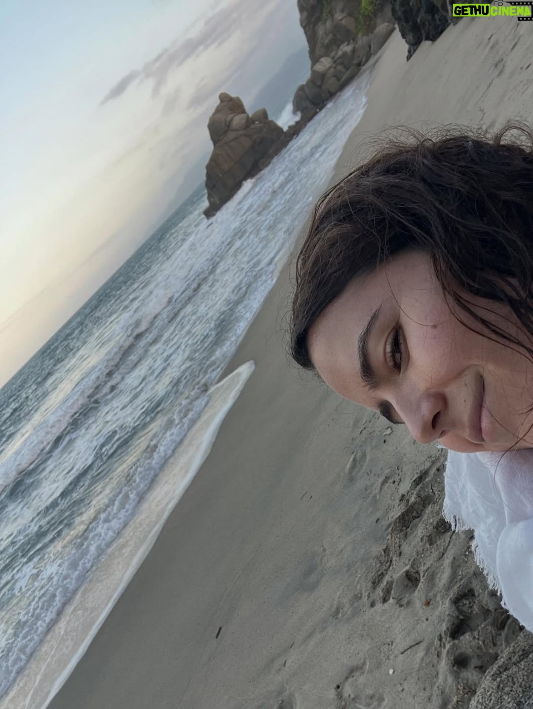 Rami Herrera - 670 Likes - si existe la reencarnación, elegiría nacer río para desembocar en el mar 🤍