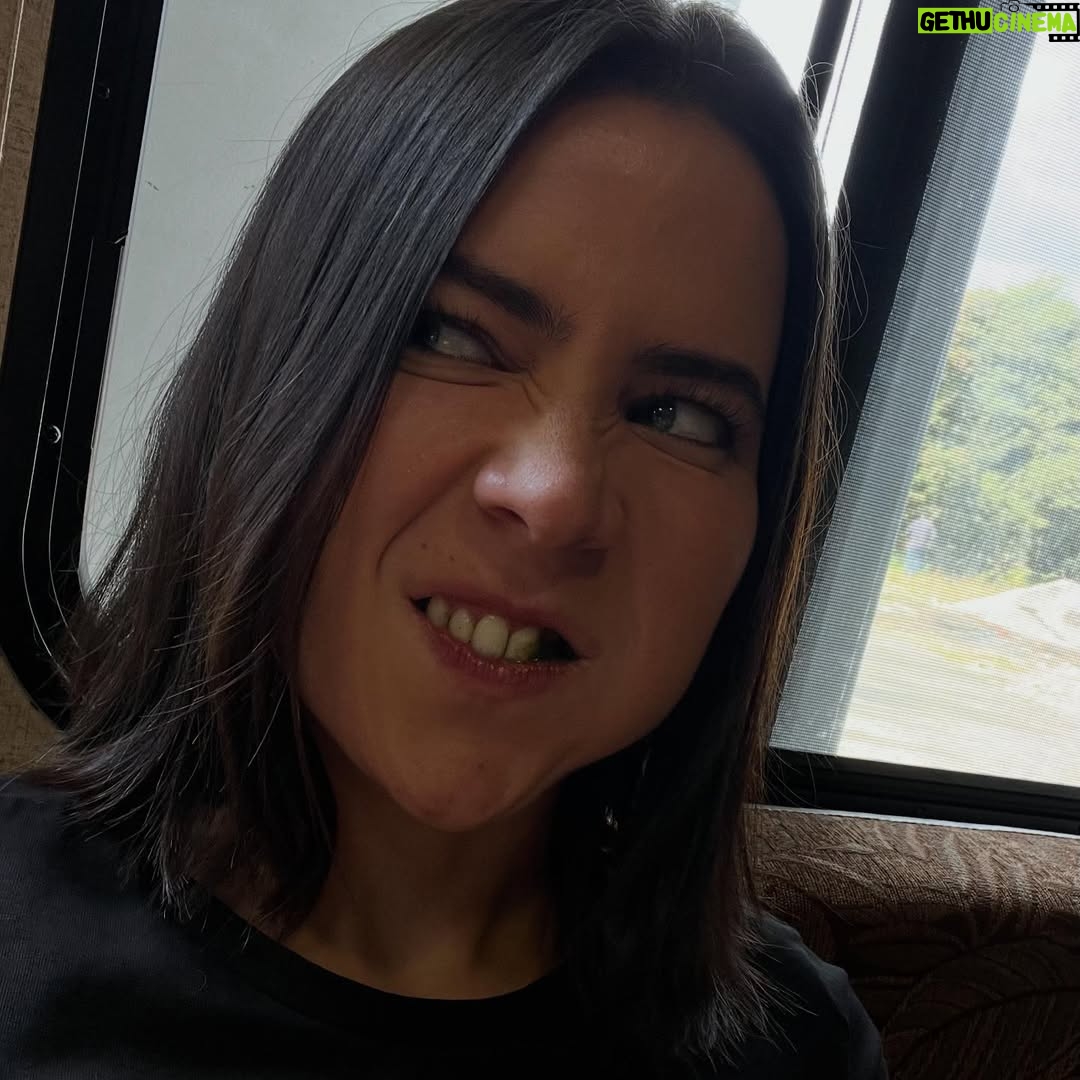 Rami Herrera - 0.9K Likes - que la magia del flow nos abrace siempre 🤍

a mi ardilla, gracias por retarme, por llevarme a terrenos desconocidos y vivir en éxtasis todas las emociones.
a mi compañero en este viaje @manoloalzamora , gracias por nunca soltarme.
a los que lo hicieron posible, al equipo que la dio TODA, siempre gracias, infinitas gracias.

La Reina del Flow 3
A las 9:30pm por @caracoltv 
Y disponible en @netflix
#LRDF3