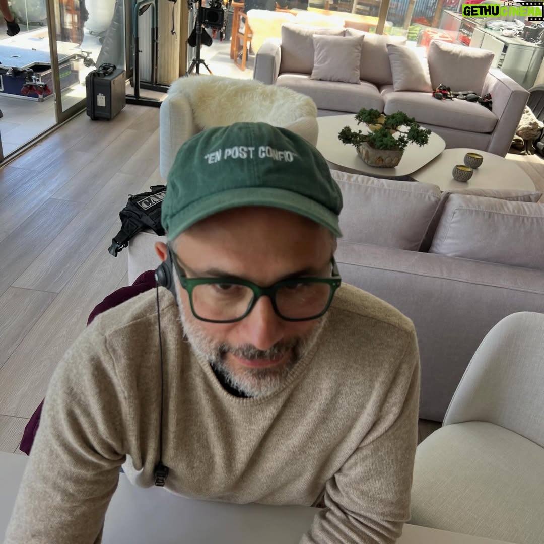 Rami Herrera - 0.9K Likes - que la magia del flow nos abrace siempre 🤍

a mi ardilla, gracias por retarme, por llevarme a terrenos desconocidos y vivir en éxtasis todas las emociones.
a mi compañero en este viaje @manoloalzamora , gracias por nunca soltarme.
a los que lo hicieron posible, al equipo que la dio TODA, siempre gracias, infinitas gracias.

La Reina del Flow 3
A las 9:30pm por @caracoltv 
Y disponible en @netflix
#LRDF3