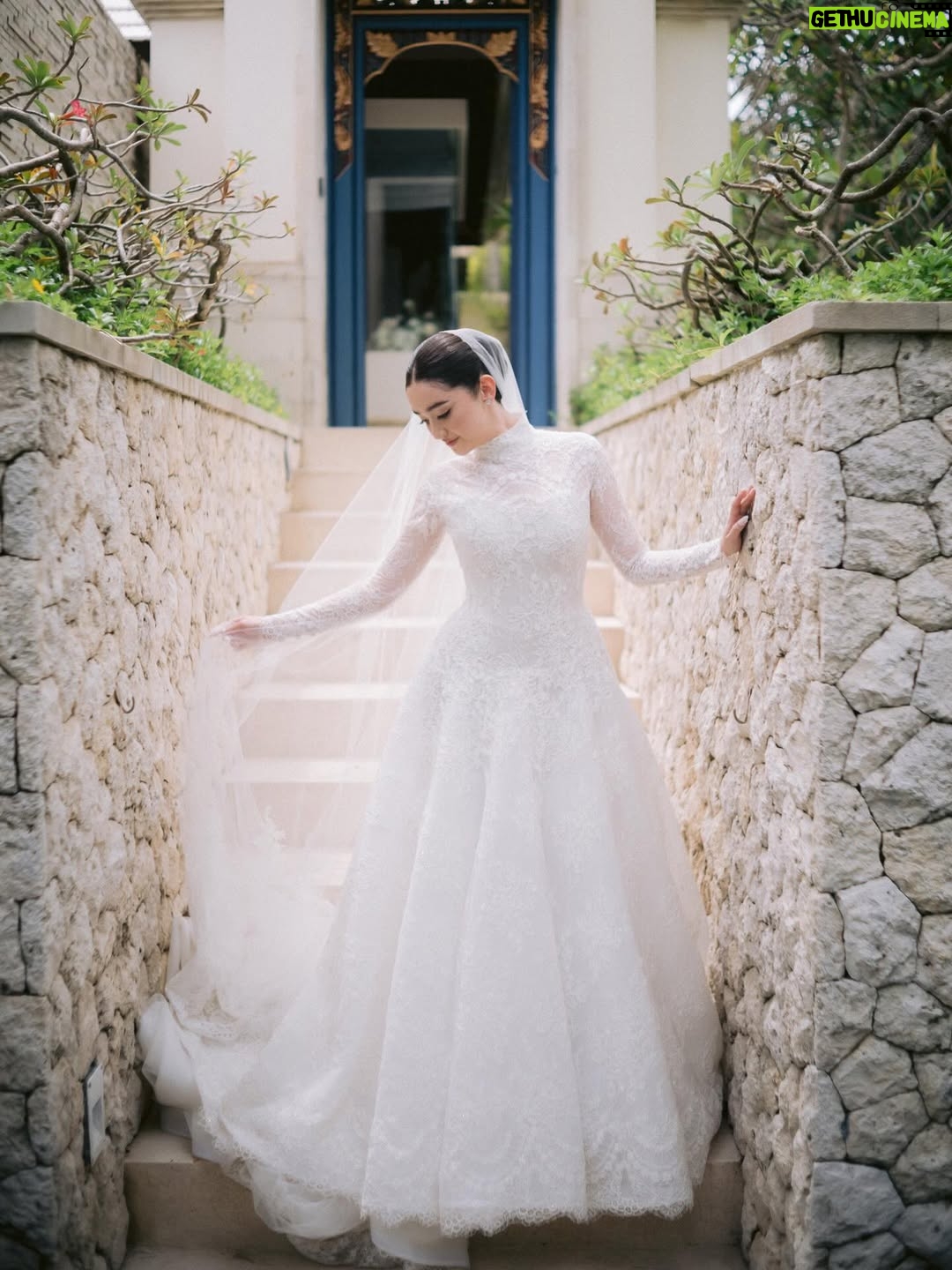 Ranty Maria - 352.4K Likes - my dream wedding look 🤍 

wedding dress @hiantjen 
make up @andychunmakeup 
hair do @ayuhairstylist 
stylist @wanda_haraa 
jewelry @adellejewellery 
custom heels @arlenne_weddingshoes
.
captured by @venemapictures @abcdamar_ @natanaelyefta