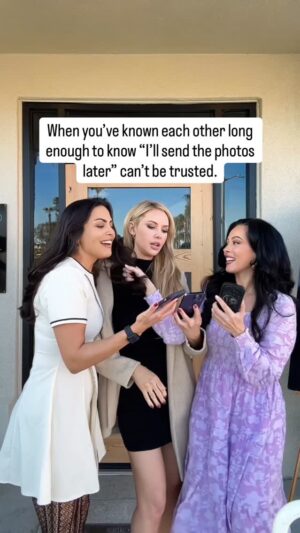 Raquel Pomplun Instagram - Threats are one way to get your photos at the end of a girls’ lunch 👊🏼 

#girlslunch #bridalshower
