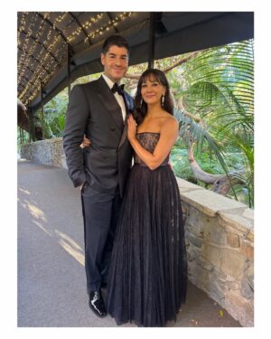 Rashida Jones Instagram - @goldenglobes 2026. Nominated, reunited and celebrating friends. I won the night!

Gown: custom @dior
Jewelry: @boucheron 
Styling: @bradgoreski @clarke_johnson 
Hair: @eddie_cook
Makeup: @jamiemakeup
Nails: @miwanails 
Tailoring: @lubastailoring