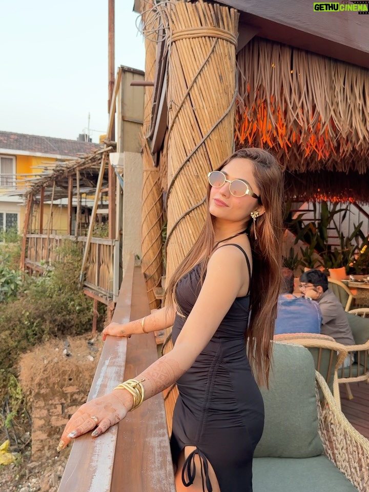 Ravina tekwani - 1.4K Likes - @titliegoa was such a vibe 🥂🌅 
From Food to music to serene sunset views Titlie has it all ✨🫶🏻 
.
.
.
.
#indianinfluencer #goacafe #goavibes 
Famous cafes in goa famous sunset places in goa sundowner cafes in goa goa tourism goa fun