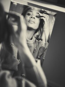 Actress Regina Hall HD Photos and Wallpapers December 2025