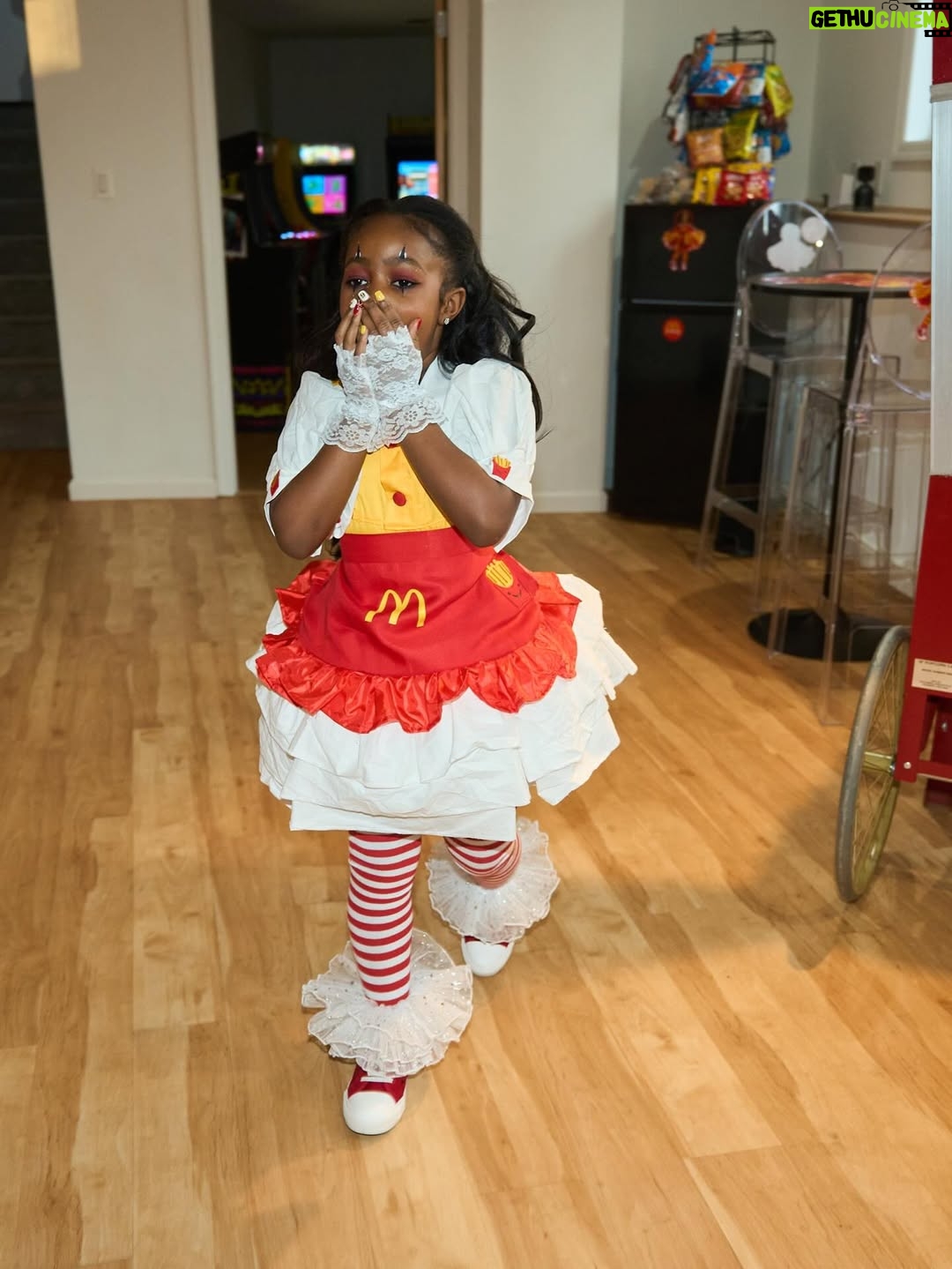 Remy Ma - 208.9K Likes - My sweet baby, my “Golden Child” my mini-me @ReminisceMacKenzie turned 7! I love her so much!
Every year since her 1st birthday party me & my close friend- who I love & stress out so much- MIMI from @nevaehleheventsandweddings start planning and ordering customs for her bday MONTHS in advance - & as usual …
The party was amazing and my baby was SOOO happy. 
She thanked me so many times and had real tears in her eyes when she finally saw her party. Y’all, I literally almost died having her and I try my best to raise her a certain way. All she knows is LOVE and I plan to keep it that way; I want her to be a KID for as long as possible! 🥰 THAT is why I do all I do. She don’t need to know the world is 💩 just yet. Shout out to all the moms that sacrifice to keep a smile on their babies faces🥰🙏🏾
Sidebar: she has clip ins and face paint makeup cuz it’s a PARTY relaxxxxx… thank u to her mua @koreankandy her hairstylist @sandras_luxurystudio and her custom dress maker @officialkikiboutique 
📸by @danielvasquezphotos ( HER photographer lol)
Double Sidebar: Her name is Reminisce MacKenzie … but we call her Mac, KenzieGirl,  Remy, Rem, Mackie, Kenz , KenzBenz, Benzie, and few other variations of her first and middle names… she also has specific names from certain relatives😩… SHE will tell you her name is Kenzie if u ask her tho🤷🏽‍♀️ She’s the boss😘
For more pics & deets bout the party check her page #Reminisce #Remy Ma