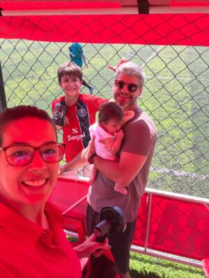 Renata Silveira Instagram - O final de semana foi de muita torcida pelo irmão na primeira competição do ano. 🥳