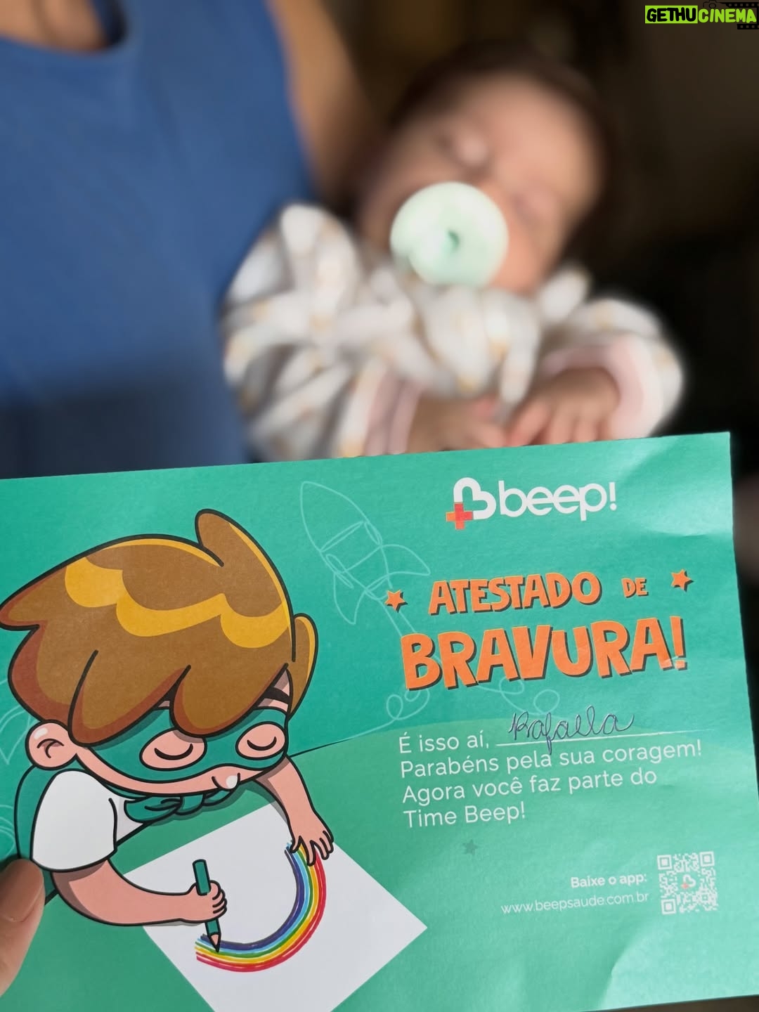 Renata Silveira - 406 Likes - Hoje foi dia de prevenção por aqui! 

A @beepsaude sempre vem vacinar a Rafa com todo cuidado e segurança! Dessa vez, fizemos o pacote Meningites B   ACWY. 

O agendamento é todo digital, e o atendimento é cheio de carinho e praticidade. E eles aceitam mais de 40 planos de saúde! 

Está em dia com as vacinas dos seus pequenos? Use meus cupons: 

✅RESILVEIRA - 15% off em exames e 5% off em vacinas 
✅RESILVEIRA50 - R$50 de desconto na primeira compra
✅MENINGO130BEEP – R$130 OFF no pacote Meningites (ACWY   B)