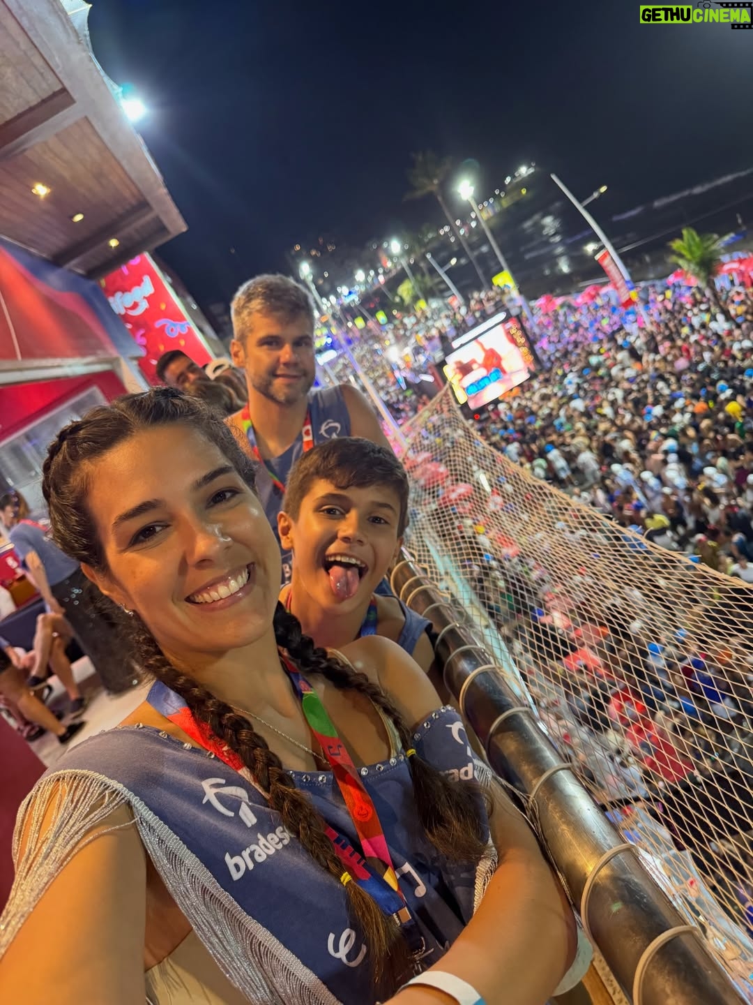 Renata Silveira - 2.9K Likes - 2027 a gente tá lá de novo 🥹🥳 #ssa