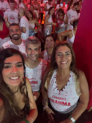 Renata Silveira Instagram - 2027 a gente tá lá de novo 🥹🥳 #ssa