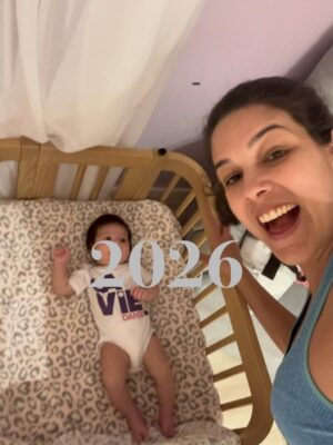 Renata Silveira Instagram - 2027 a gente tá lá de novo 🥹🥳 #ssa