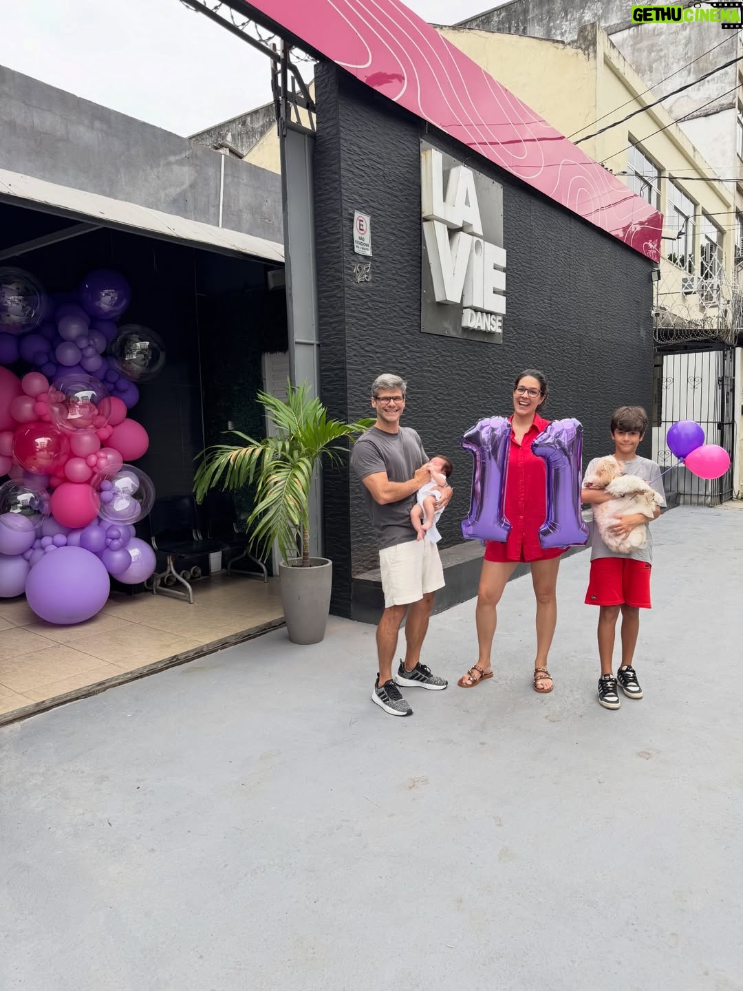 Renata Silveira - 3K Likes - 02/02 💜 11 anos empreendendo no mundo da dança 
@academialaviedanse Parabéns! 🥳