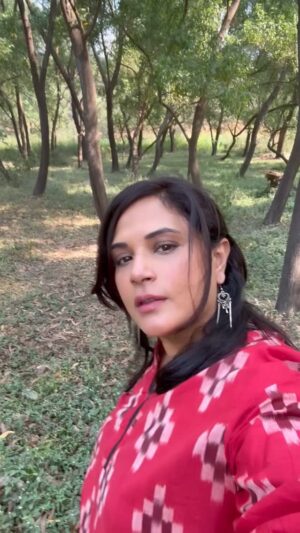Richa Chadha Instagram - The @my_bmc will award the tenders for the destruction of the 45000 mangroves today. 
With the best engineers in the world hailing from India, why can’t we find a way without cutting mangroves ?

Edited by @hadrious.menezes
