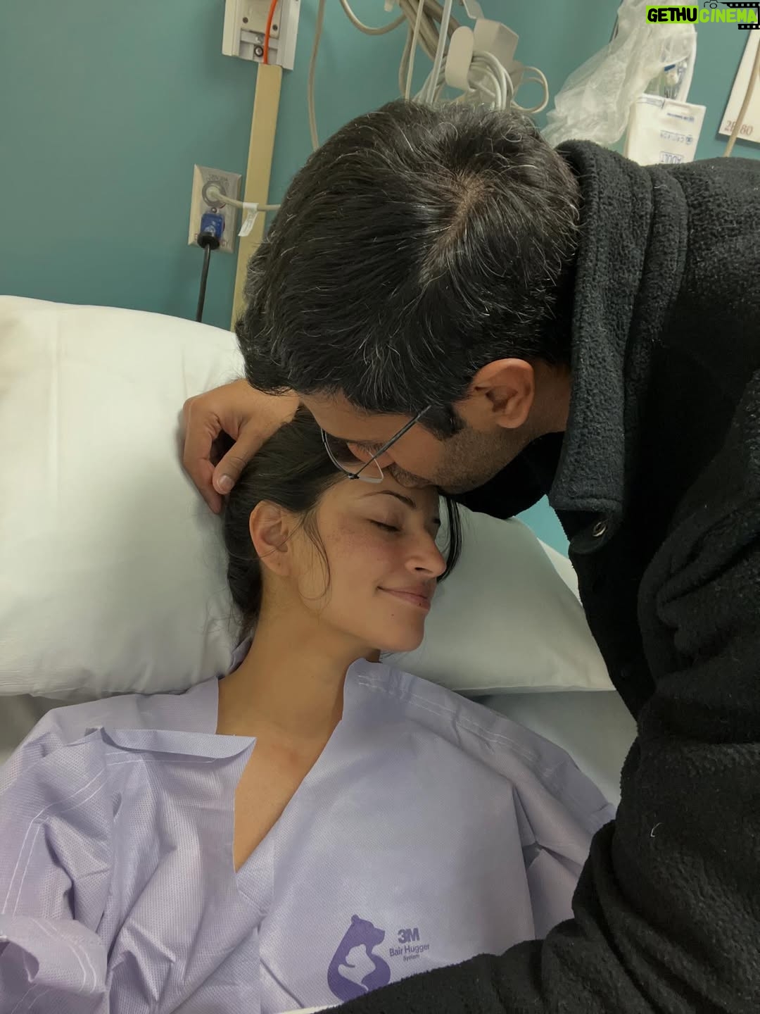 Richa Shukla Moorjani - 213.5K Likes - 2025 was many things but most of all it was the year I beat endometriosis ✌🏽 

For years, endometriosis quietly shaped my life in ways no one could see. This year, I chose to stop feeling like a prisoner in my body and to pursue excision surgery, which is currently (and absurdly) the only way to officially diagnose and treat the disease (although there is no permanent cure). I’m grateful beyond words to have had the most incredible team of healers, doctors and advocates from the holistic world to western medicine. It’s not a linear journey and it might unfortunately not even be the end of it for me, but if it offers any hope- I got pregnant 2 months after my surgery.

I’m also aware that I’m extremely privileged and lucky to have had access to the proper care and treatments that are frankly unattainable, unaffordable and completely unknown to most women dealing with this full-body illness that affects 1 in 10 of any person born with a uterus. 

If you’re living in pain and being told it’s normal- it’s NOT. I wish I could reach out and hug every one of you who shares this experience of being gaslit by the medical community and society, while dealing with debilitating pain, infertility or inexplicable other symptoms that affect pretty much every system of the body. 

A book that was written by my own surgeon’s practice founder (Dr. Iris Kerin Orbuch) “Beating Endo” was immensely helpful to me in learning how to manage endo while deciding whether or not surgery was right for me. I highly recommend starting there. 

Wishing every one of you out there a 2026 filled with joy, laughter, peace, and—most importantly, good health and the feeling of being at HOME in your body ❤️

My team of angels/healers that I owe everything to:
@beeyawellness 
@drroxannepero 
@theconsciousgut 
@iriswings 
@rayanelkattah 
And - My husband, my friends and family who held my hand through it all.