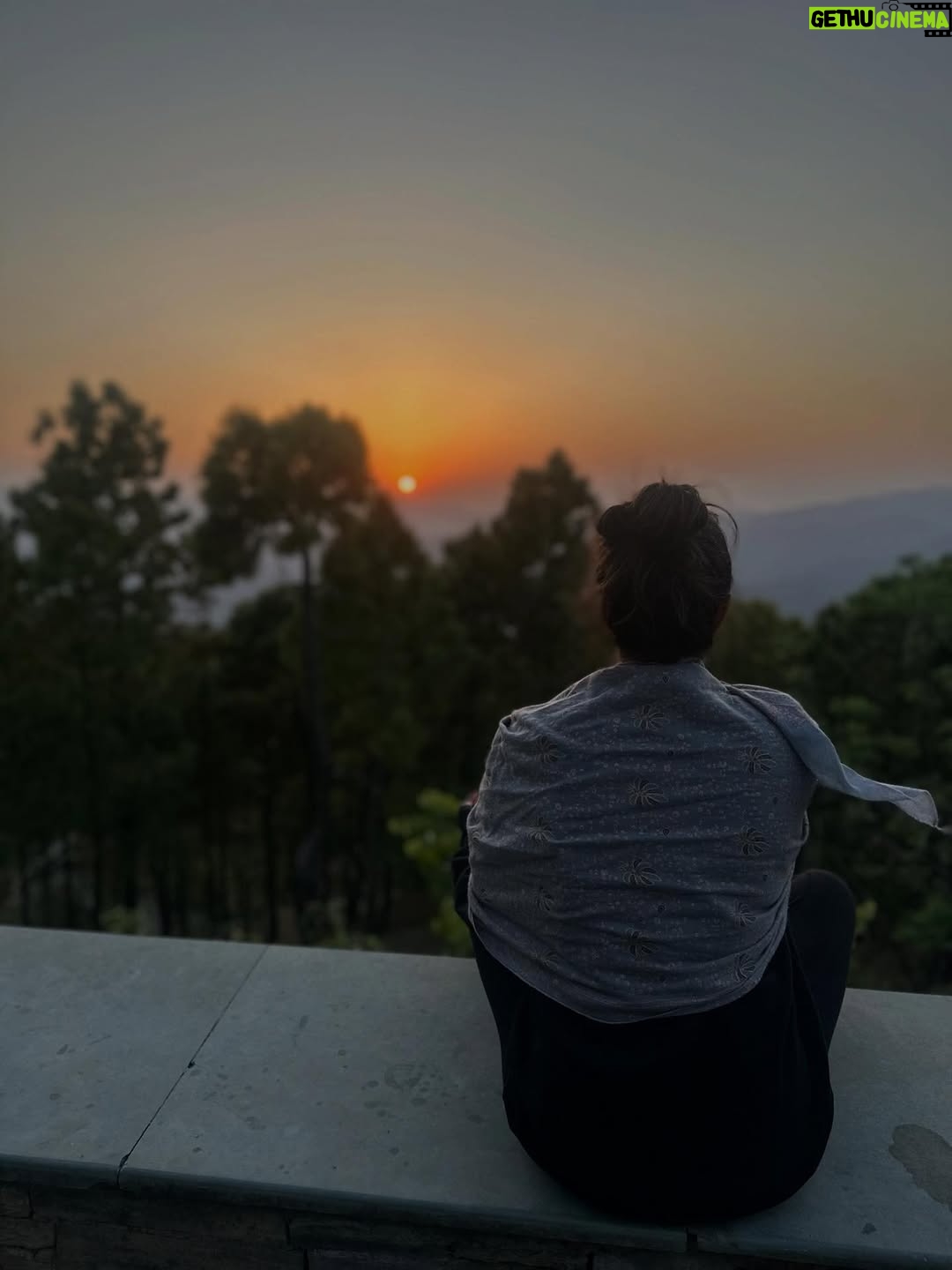 Richa Shukla Moorjani - 213.5K Likes - 2025 was many things but most of all it was the year I beat endometriosis ✌🏽 

For years, endometriosis quietly shaped my life in ways no one could see. This year, I chose to stop feeling like a prisoner in my body and to pursue excision surgery, which is currently (and absurdly) the only way to officially diagnose and treat the disease (although there is no permanent cure). I’m grateful beyond words to have had the most incredible team of healers, doctors and advocates from the holistic world to western medicine. It’s not a linear journey and it might unfortunately not even be the end of it for me, but if it offers any hope- I got pregnant 2 months after my surgery.

I’m also aware that I’m extremely privileged and lucky to have had access to the proper care and treatments that are frankly unattainable, unaffordable and completely unknown to most women dealing with this full-body illness that affects 1 in 10 of any person born with a uterus. 

If you’re living in pain and being told it’s normal- it’s NOT. I wish I could reach out and hug every one of you who shares this experience of being gaslit by the medical community and society, while dealing with debilitating pain, infertility or inexplicable other symptoms that affect pretty much every system of the body. 

A book that was written by my own surgeon’s practice founder (Dr. Iris Kerin Orbuch) “Beating Endo” was immensely helpful to me in learning how to manage endo while deciding whether or not surgery was right for me. I highly recommend starting there. 

Wishing every one of you out there a 2026 filled with joy, laughter, peace, and—most importantly, good health and the feeling of being at HOME in your body ❤️

My team of angels/healers that I owe everything to:
@beeyawellness 
@drroxannepero 
@theconsciousgut 
@iriswings 
@rayanelkattah 
And - My husband, my friends and family who held my hand through it all.
