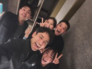Riho Yoshioka Instagram - ジャンボ兄弟大集合\\👶🏻👶🏻👶🏻👶🏻👶🏻//
楽しかったなぁ…服被り。笑