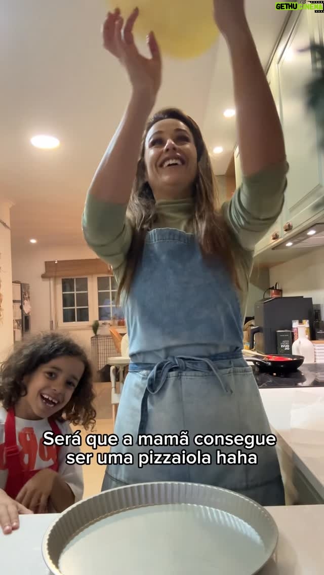 Rita Pereira - 59.9K Likes - Fizemos uma quiche e decidimos partilhar a receita 🧑🏽‍🍳🤌🏾

#quiche #cooking #family #love