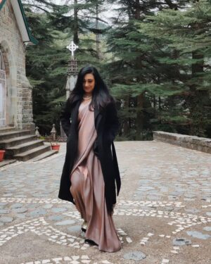 Rituparna Sengupta Instagram - A church, a moment of stillness, and cinema in the air 🎬🤍
St. John Church, McLeodganj—visited during a film shoot, now returning as a Christmas memory. ✨🎄