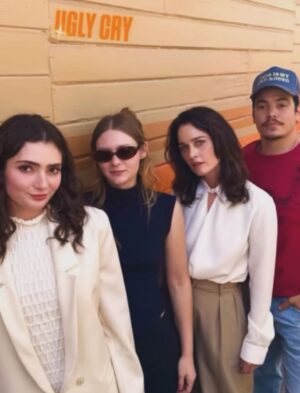 Robin Tunney Instagram - Press Day 2 SXSW @uglycrymovie @loewe pants with Nickyās grandma Mimiās trench coat.