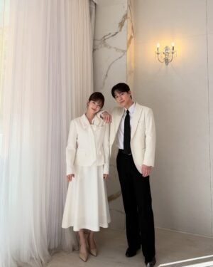 Roh Jeong-eui Instagram - #우주를줄게 를 많이 사랑해주셔서 감사합니다💘
우주와 우주네를 사랑해주셔서 감사합니다
우주를 만날 수 있어서, 우주이모일 수 있어서, 현진이가 될 수 있어서 행복했던 시간들이었습니다🥹
모두 사랑으로 가득한 날들로 가득하시길 바랍니다✨
감사했습니다! 사랑합니다 !
팀우주사랑하고 ♥️
현진팀도 현진이 만들어주느라 고생했어요♥️
안녕! 
우주를 줄게✨