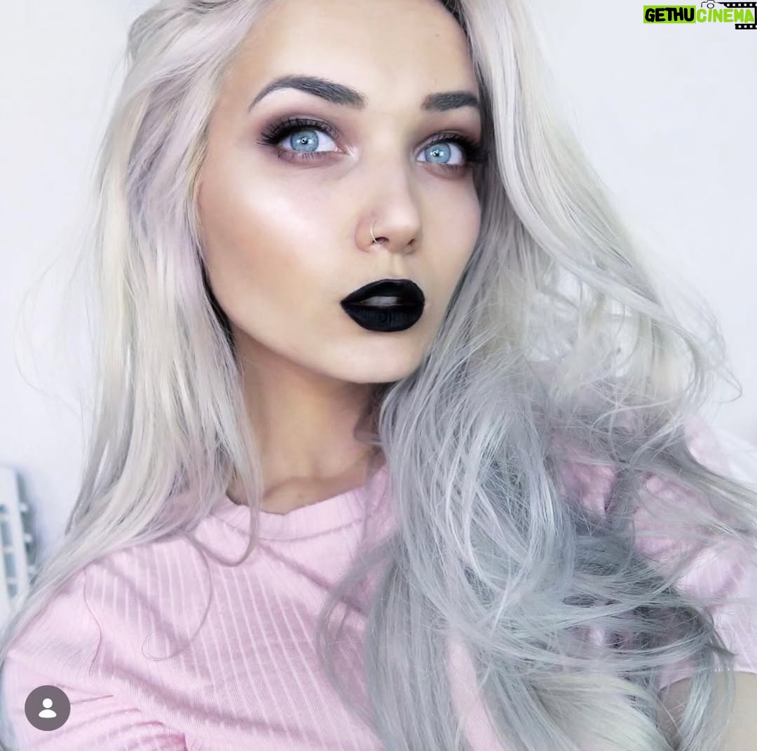 Roksana Janiszewska - 12.5K Likes - 2016 called… 📞 I won’t lie 2016 was a bit of a slay if I say so myself, you had to be there. 😌