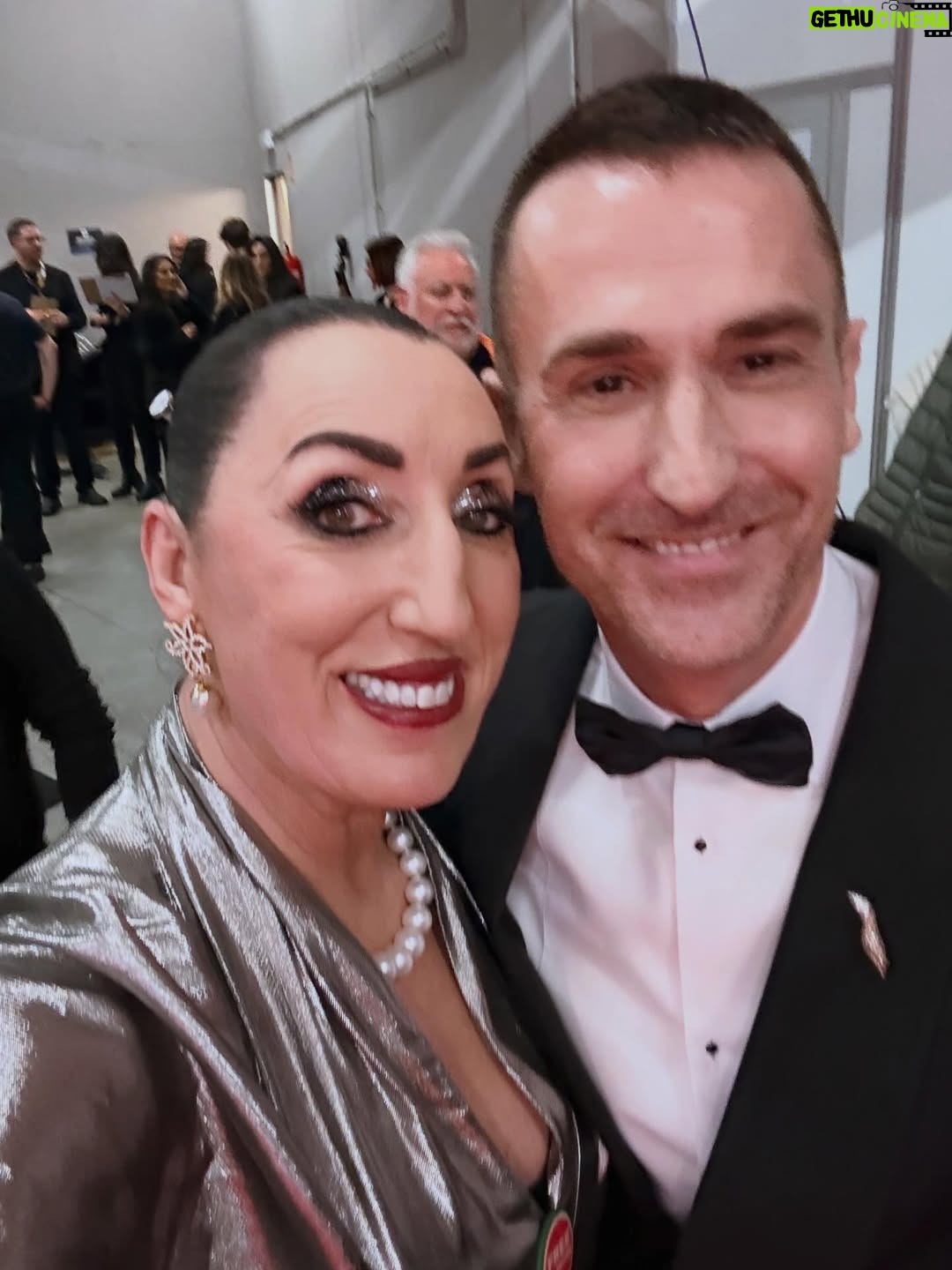Rossy de Palma - 15.3K Likes - Gràcies @academiadecine  #Goyas2026 🙌🏽 ha estat un Plaer Celebrar vuestro 40🎂 Moltes Felicitats Visca el Cinema 🎬 el Arte i la Solidaritat 🫂
Merci de Tot Cor als Meus Estimats Cómplices 🫶🏽
💍 @tousjewelry
👗@sybillaofficial 
🪭@olivierbernoux
 💅🏼@tachabeauty
 💄@kleykafe
👠@ysl 
🧔🏻 @__lasmarquesas 
👩🏻‍💼@koneproducciones 
🏨@majestichotel
👥@dypcomunicacion 
📺@rtve 
🙏🏽a mi @pipiquer 
por el clavito de @vestopazzo 

#lavieenrossy