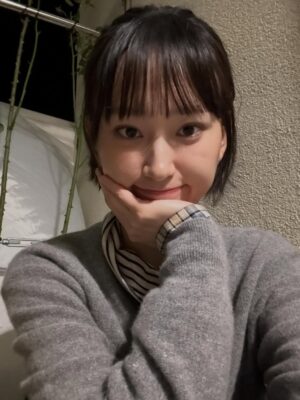 Ryu Hye-young Instagram - 2025 모음 2 #행복 #2026도열일 #여러분항상감사해요 #에너지받아가세요