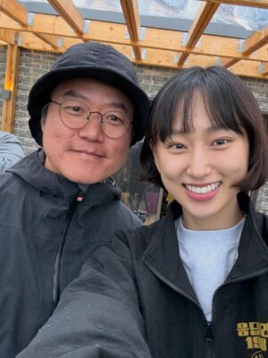 Ryu Hye-young Instagram - 2025 모음 2 #행복 #2026도열일 #여러분항상감사해요 #에너지받아가세요