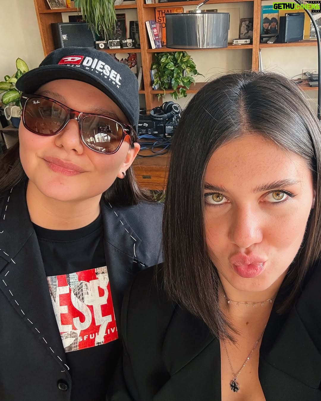 Sabina Mustayeva - 2.3K Likes - Casual Thursday 🦎