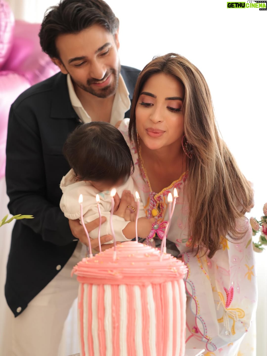 Saboor Aly - 538.9K Likes - 🌸👼🏻🎂✨
.
.
.
.
@zarahnurofficial 
@rehanmithanii 
@masuma_mohsin_makeup_artist