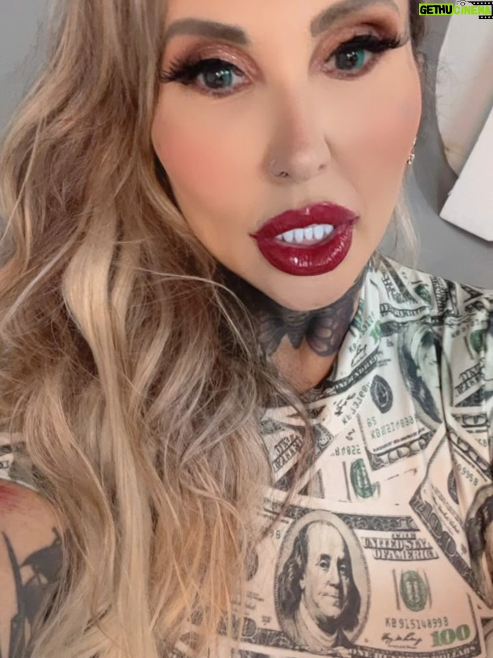 Sabrina Boing Boing - 794 Likes - Oi gente ! Tudo bem com vcs ? 

Eu fiz essas fotos faz 2 semanas  e gravei uns vídeos nos bastidores , esqueci de postar ! 
Mas nunca é tarde para agradecer as pessoas por seu tempo , cuidado , trabalho e eficiência !
Sou muito grata pois durante toda minha vida sempre tive “anjos” que me ajudam a chegar em resultados esperados ou até melhores que imaginei !
Profissionais que indico com toda certeza ! 

@dr.renatolazarini 
@drwanderleyamorim 
@rafaelceitanunes 
@drjuliovedovato 
@caducrevelario  @institutolentes 
@nelson.miranda.fotografo 
@drikappel 

#sabrinaboungboing #news #photos #videos #model