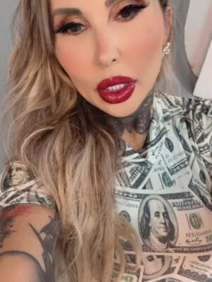 Sabrina Boing Boing Instagram - Oi gente ! Tudo bem com vcs ? 

Eu fiz essas fotos faz 2 semanas  e gravei uns vídeos nos bastidores , esqueci de postar ! 
Mas nunca é tarde para agradecer as pessoas por seu tempo , cuidado , trabalho e eficiência !
Sou muito grata pois durante toda minha vida sempre tive “anjos” que me ajudam a chegar em resultados esperados ou até melhores que imaginei !
Profissionais que indico com toda certeza ! 

@dr.renatolazarini 
@drwanderleyamorim 
@rafaelceitanunes 
@drjuliovedovato 
@caducrevelario  @institutolentes 
@nelson.miranda.fotografo 
@drikappel 

#sabrinaboungboing #news #photos #videos #model