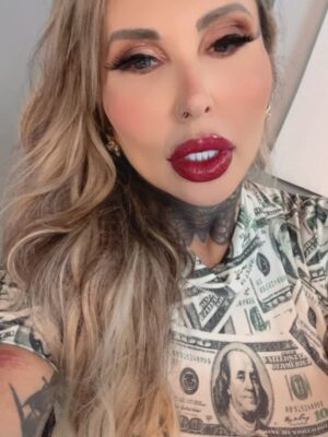 Sabrina Boing Boing Instagram - Oi gente ! Tudo bem com vcs ? 

Eu fiz essas fotos faz 2 semanas  e gravei uns vídeos nos bastidores , esqueci de postar ! 
Mas nunca é tarde para agradecer as pessoas por seu tempo , cuidado , trabalho e eficiência !
Sou muito grata pois durante toda minha vida sempre tive “anjos” que me ajudam a chegar em resultados esperados ou até melhores que imaginei !
Profissionais que indico com toda certeza ! 

@dr.renatolazarini 
@drwanderleyamorim 
@rafaelceitanunes 
@drjuliovedovato 
@caducrevelario  @institutolentes 
@nelson.miranda.fotografo 
@drikappel 

#sabrinaboungboing #news #photos #videos #model