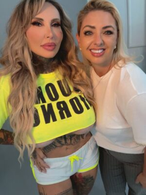Sabrina Boing Boing Instagram - Oi gente ! Tudo bem com vcs ? 

Eu fiz essas fotos faz 2 semanas  e gravei uns vídeos nos bastidores , esqueci de postar ! 
Mas nunca é tarde para agradecer as pessoas por seu tempo , cuidado , trabalho e eficiência !
Sou muito grata pois durante toda minha vida sempre tive “anjos” que me ajudam a chegar em resultados esperados ou até melhores que imaginei !
Profissionais que indico com toda certeza ! 

@dr.renatolazarini 
@drwanderleyamorim 
@rafaelceitanunes 
@drjuliovedovato 
@caducrevelario  @institutolentes 
@nelson.miranda.fotografo 
@drikappel 

#sabrinaboungboing #news #photos #videos #model