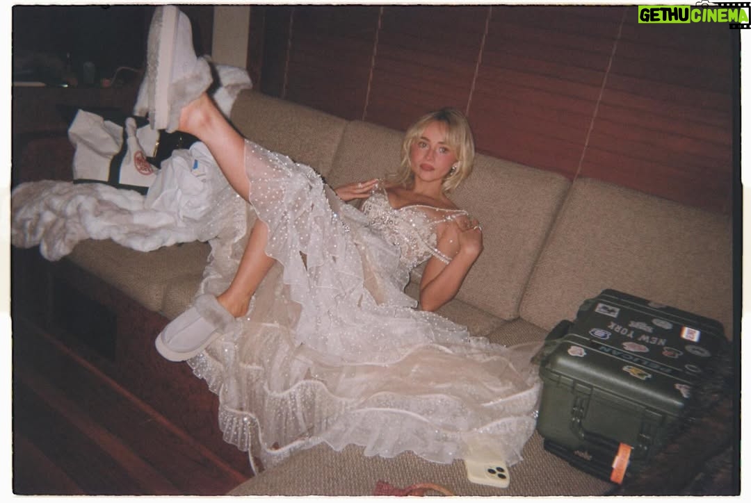 Sabrina Carpenter - 5.2 Million Likes - @grammys 🤍🤍 felt so honored to be there for my second time and be nominated and perform!! Thank you to the recording academy for having me, thank you to my fans for being the greatest of all time, and thank you to Cher 

@alessandro_michele @maisonvalentino @ludovicdesaintsernin most love in the world for the magical looks