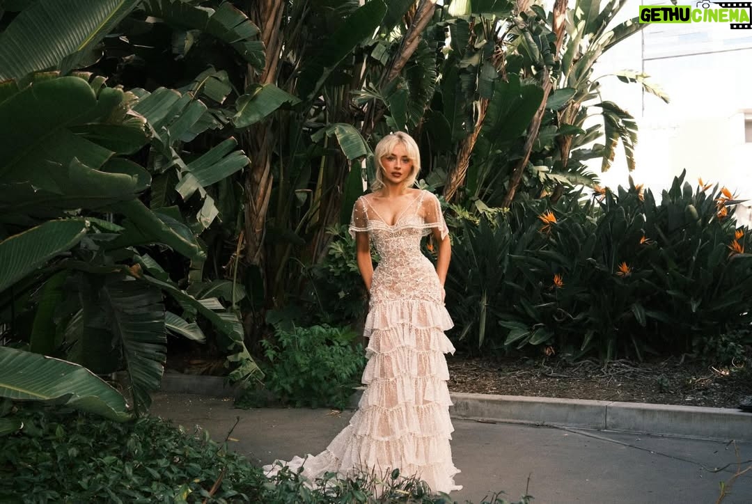 Sabrina Carpenter - 5.2 Million Likes - @grammys 🤍🤍 felt so honored to be there for my second time and be nominated and perform!! Thank you to the recording academy for having me, thank you to my fans for being the greatest of all time, and thank you to Cher 

@alessandro_michele @maisonvalentino @ludovicdesaintsernin most love in the world for the magical looks