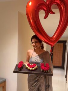Actress Sakshi Agarwal HD Photos and Wallpapers February 2026