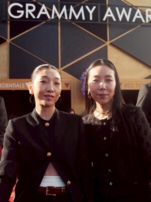 Sakura Ando Instagram - グラミー賞
@grammys ⭐️
So honored to attend the GRAMMYs. Thank you so much.
Dressed in @chanelofficial 🤍
make up @aki__makeup 🫶
hair @yuichi_ishida_hair 🫶
