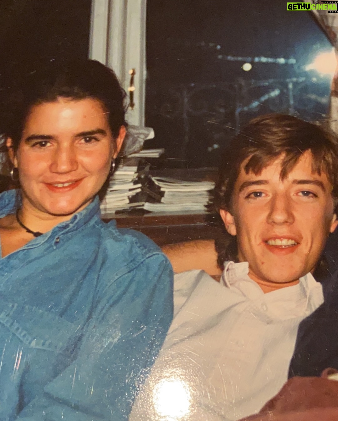 Samantha Vallejo-Nágera - 40.8K Likes - El mejor padre, tío, amigo, compañero…mi hermano, mi todo.

Felicidades, te quiero @colatenicolas que cumplas muchos más.

Que bien te sientan los 30!!