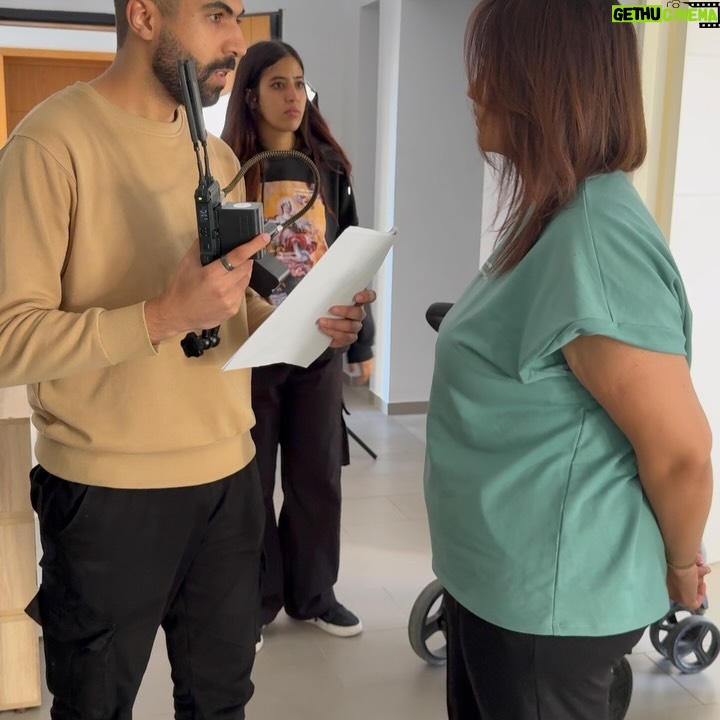 Sameh Sankari - 519 Likes - Mon premier spot télé en tant que réalisateur ✨
Une campagne de sensibilisation pour le Ministère de la Santé, autour de la promotion de l’allaitement maternel et de la protection de l’environnement.

Avec la talentueuse @samehsankari , nous avons réussi à créer une histoire à la fois simple, poétique et profondément humaine.

———

Production : @twilight_prod 
Réalisation : @mednour.abdelhedi 
1er assistante & scripte: @mar.wamtimet 
Actrice : @samehsankari 
Chef Opérateur : @tahaabdelhedi 
Ingénieur de son & mixage : @maknimohammed 
Make-up Artist : @sahbani_imen 
Confort Plateau : @mriwabata 

Merci à toute l’équipe✨ 
———

#Réalisation #premierspottv #CampagneDeSensibilisation #CinémaTunisien #TwilightProduction #MinistèreDeLaSanté #FilmPublicitaire #Environnement #TunisianCinema #BehindTheScenes